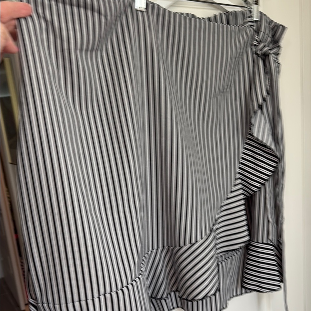 Striped Black and White Women's Skirt with ruffle and tye